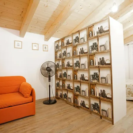 Holiday home Amazing In With Wifi Imperia