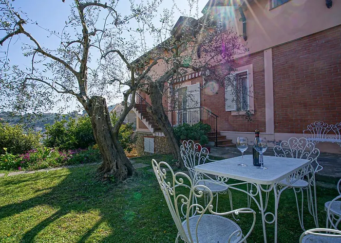 Amazing In With Wifi Casa vacanze Imperia