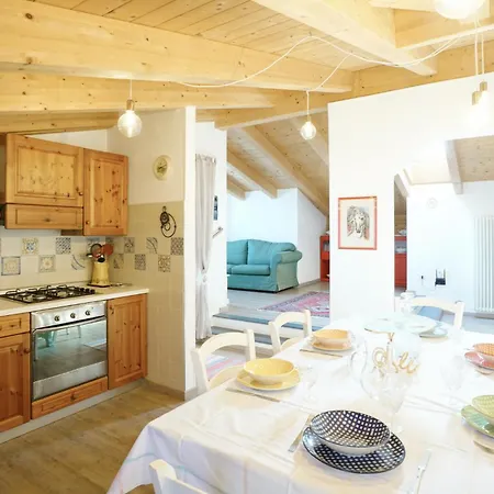 Lovely Home In Imperia With Wifi