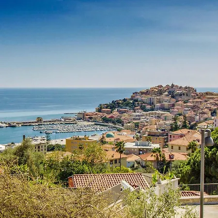 Lovely Home In Imperia With Wifi Дом отдыха