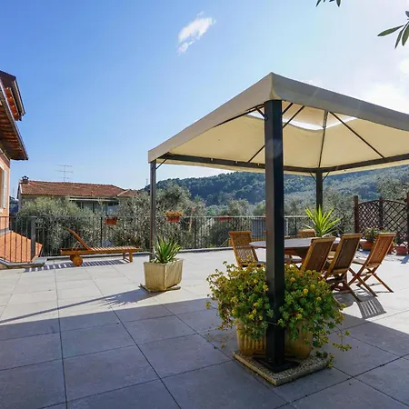 Lovely Home In Imperia With Wifi Дом отдыха