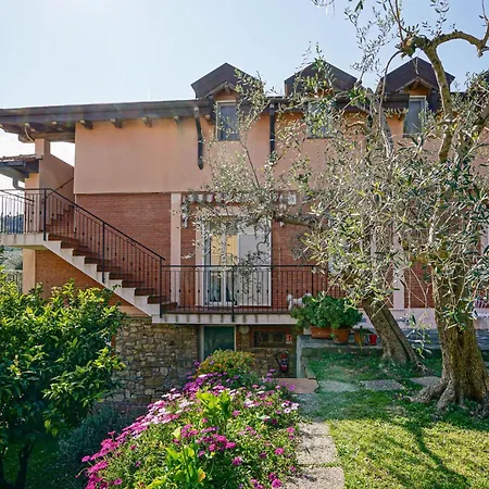 Lovely Home In Imperia With Wifi Vakantiehuis *